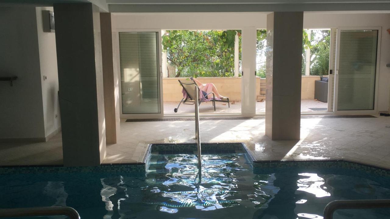 Luxury Seaside Villa With A Classic Mediterranean Olive Garden, A Fully Equipped Professional Kitchen, Pool, Sauna, Padle Boards And Canoe - Miolin Beach House Trogir Exterior foto