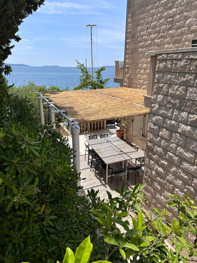 Luxury Seaside Villa With A Classic Mediterranean Olive Garden, A Fully Equipped Professional Kitchen, Pool, Sauna, Padle Boards And Canoe - Miolin Beach House Trogir Exterior foto