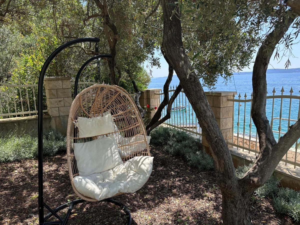 Luxury Seaside Villa With A Classic Mediterranean Olive Garden, A Fully Equipped Professional Kitchen, Pool, Sauna, Padle Boards And Canoe - Miolin Beach House Trogir Exterior foto
