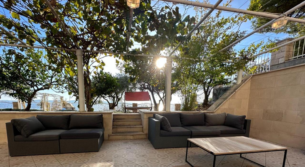 Luxury Seaside Villa With A Classic Mediterranean Olive Garden, A Fully Equipped Professional Kitchen, Pool, Sauna, Padle Boards And Canoe - Miolin Beach House Trogir Exterior foto