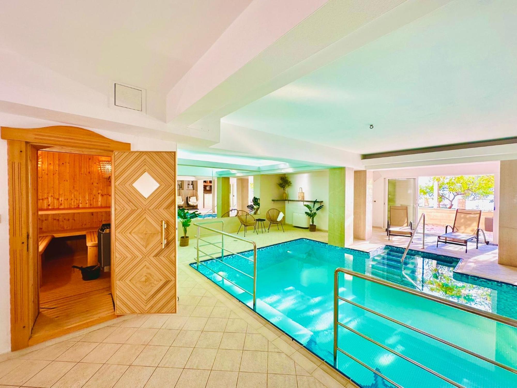 Luxury Seaside Villa With A Classic Mediterranean Olive Garden, A Fully Equipped Professional Kitchen, Pool, Sauna, Padle Boards And Canoe - Miolin Beach House Trogir Exterior foto